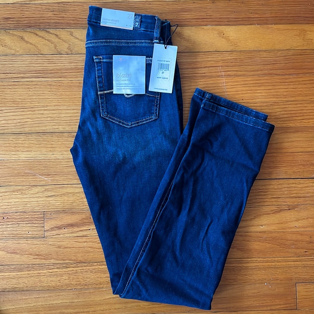 NWT [Size 27 32” Inseam] 7 For All Mankind fitted straight leg jean